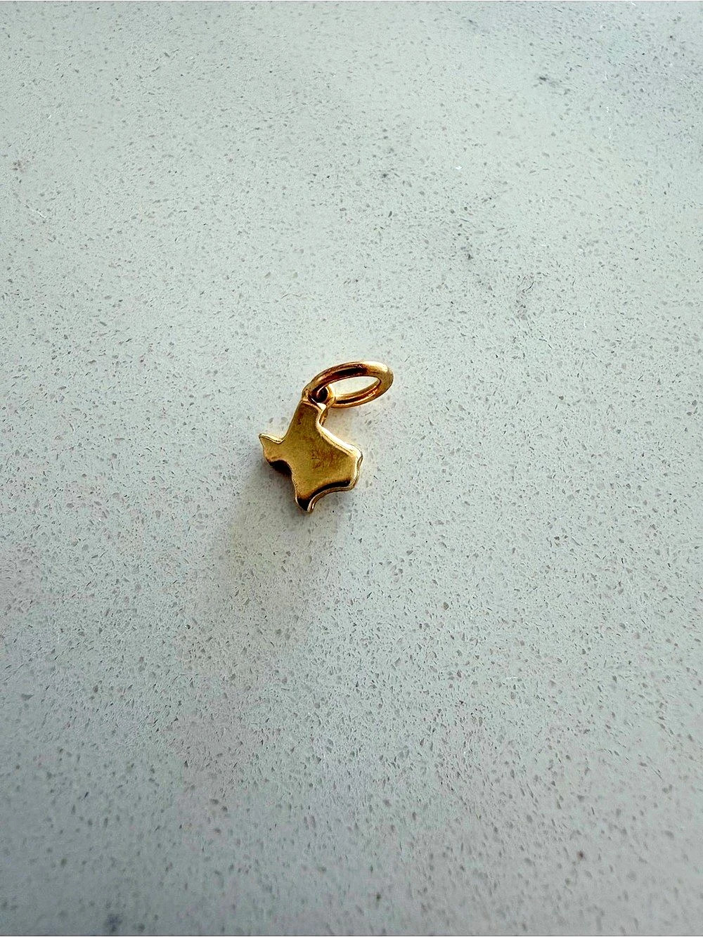 Kendra Scott Small Texas Charm in 18k Gold Vermeil Gold